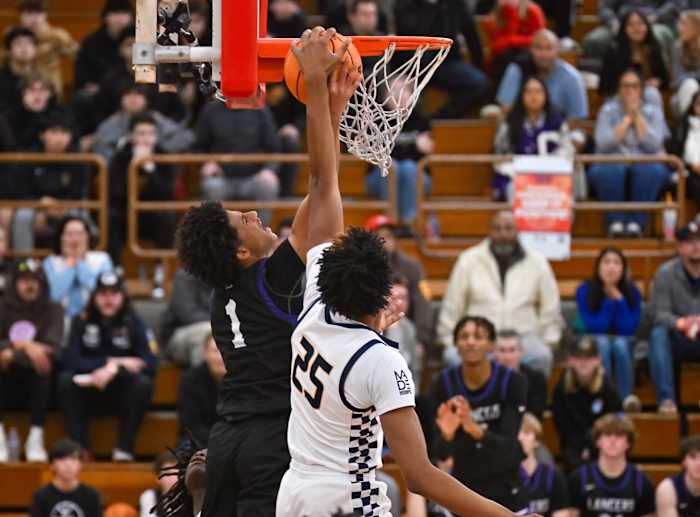 Carlsbad vs Faith Family Academy Torrey Pines Holiday Classic December 30, 2023 Photo-Justin Fine17